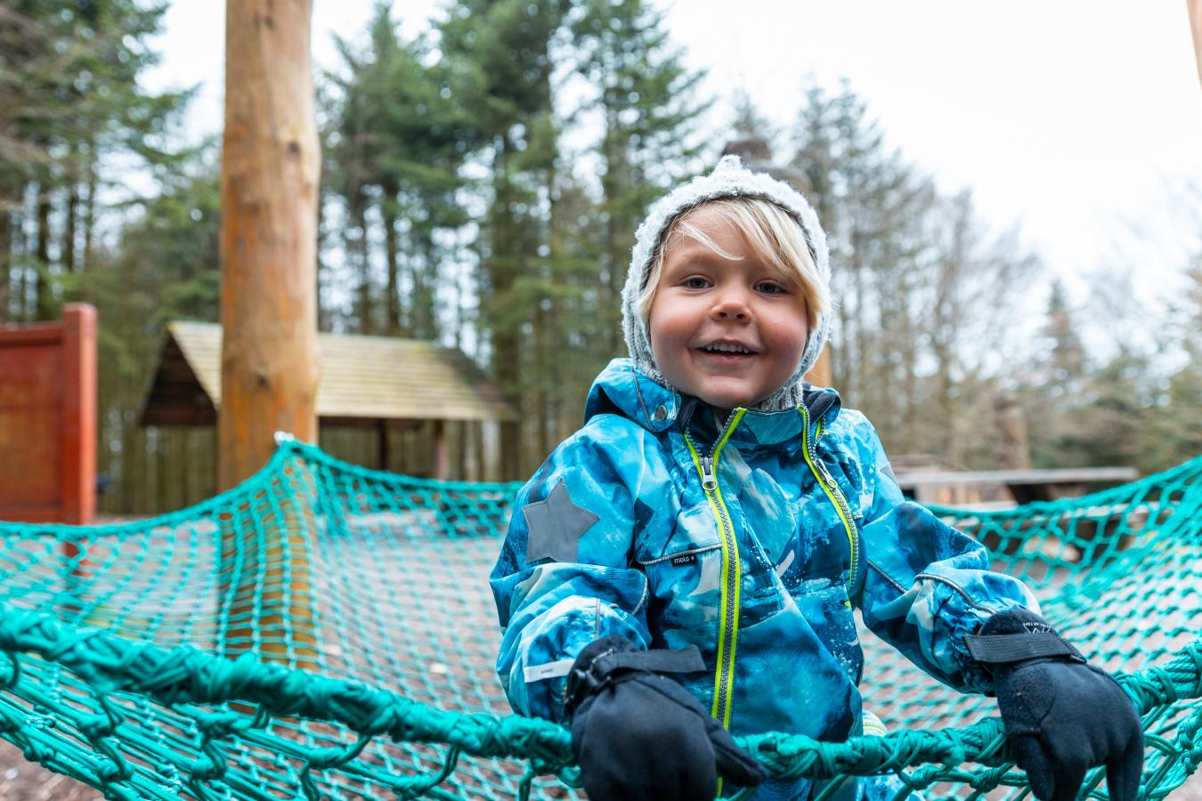 Barn på Røverknolden