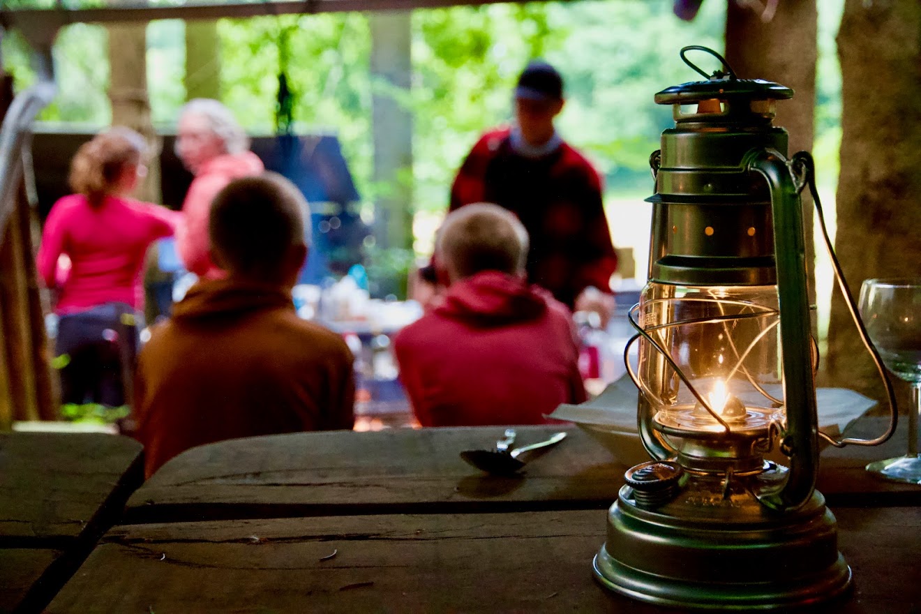 Hygge i basen ved Bjerg og Søbye