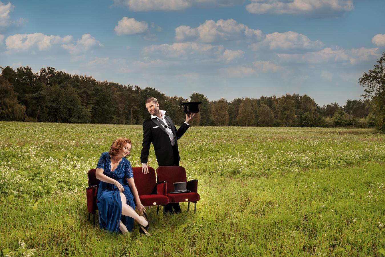 Den kongelige sommerballet i Rebild Bakker