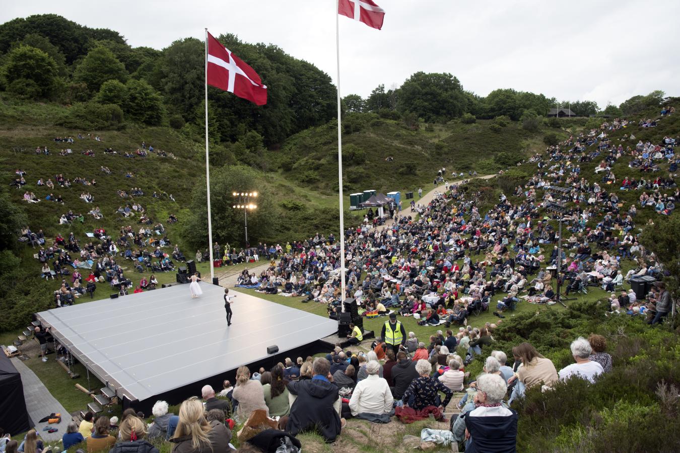 Den kongelige sommerballet i Rebild Bakker Event